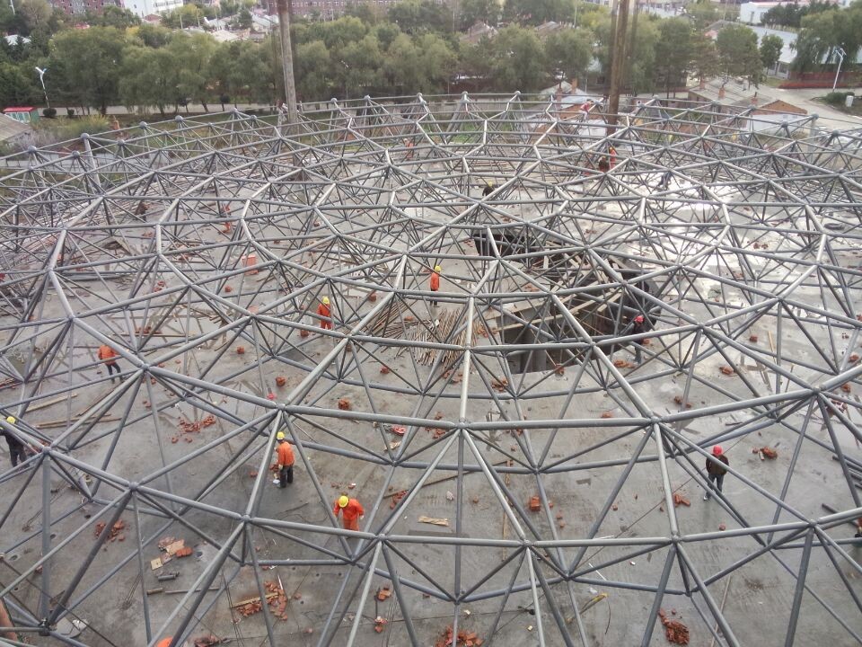 东台全民健身中心网架